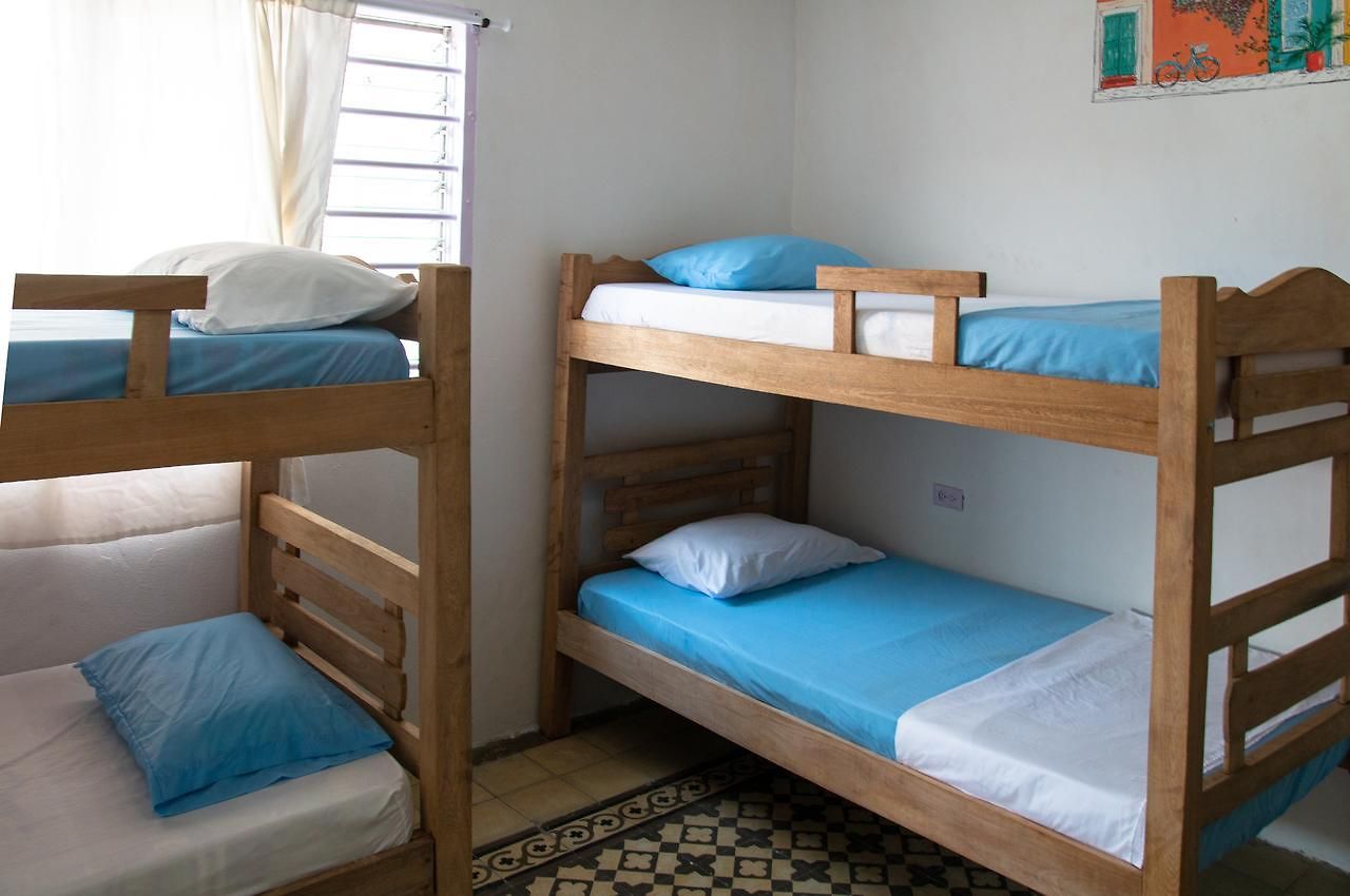 Folatun Hostal *
