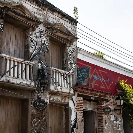 Folatun Hostal