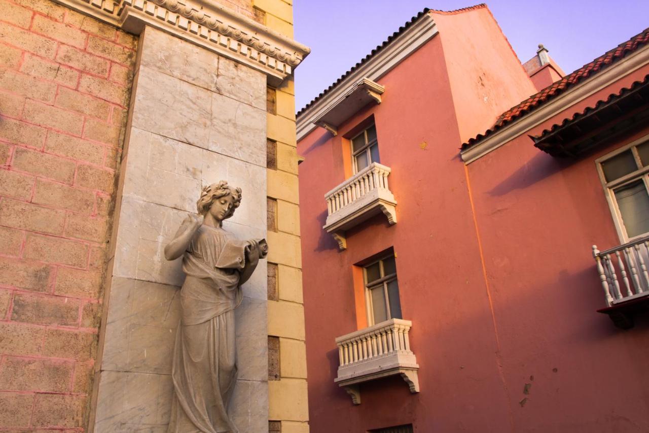 Folatun Cartagena